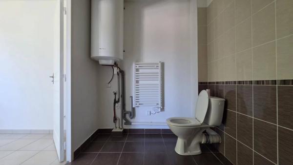 Studio de 27,60 m² - parking en sous-sol - Secteur Eglise