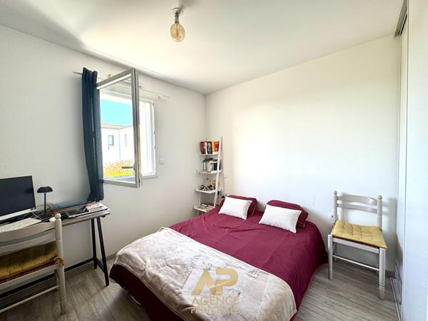 Appartement - T3 - Terrasse + parking - Dompierre-sur-Mer (Chagnolet) 288 000 € **  - Référence  JH695ED6