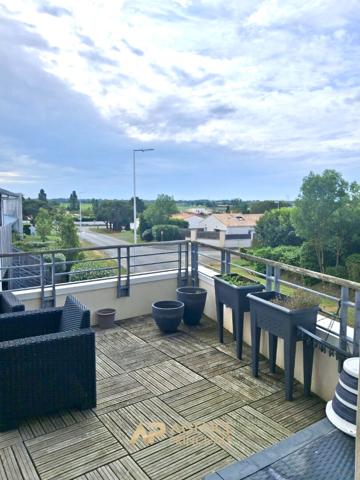 Appartement - T3 - Terrasse + parking - Dompierre-sur-Mer (Chagnolet) 288 000 € **  - Référence  JH695ED6
