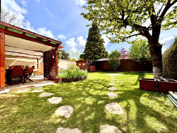Maison Conflans Sainte Honorine 5 pièce(s) 94 m2 419 000 € **  - Référence  8164