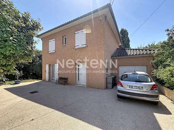 Maison familiale individuelle avec type 5 pièces avec 4 chambres Véranda et garage-- 69500 BRON