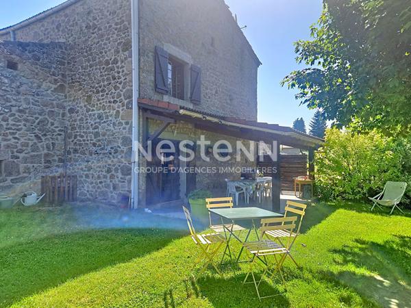 EXCLUSIVITE ! Hameau de GRAZAC ! Bâtisse en pierre  offrant 2 habitations sur 1200 m2 de terrain