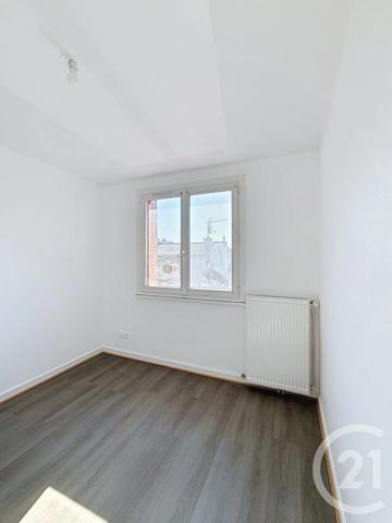 Maison à vendre  4 pièces - 74,72 m 2   CLERMONT FERRAND  - 63