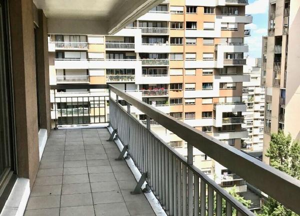 Appartement à vendre    4 pièces • 87 m2 Paris 19