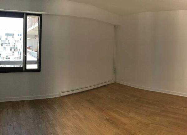 Appartement à vendre    4 pièces • 87 m2 Paris 19