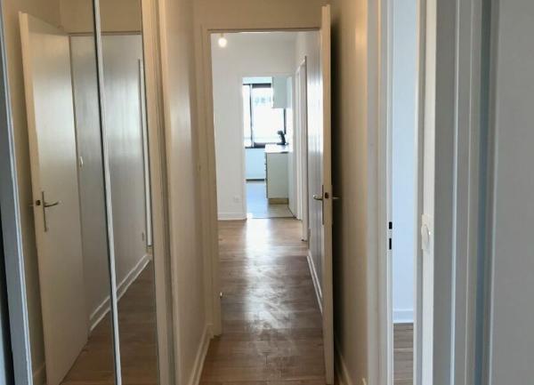 Appartement à vendre    4 pièces • 87 m2 Paris 19