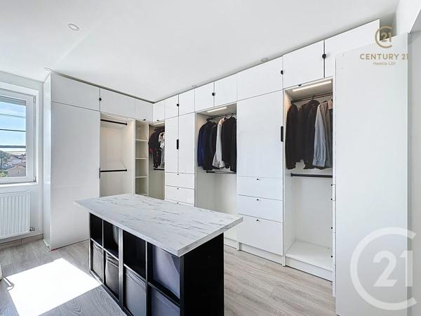Maison à vendre  6 pièces - 102 m 2   FEYZIN  - 69