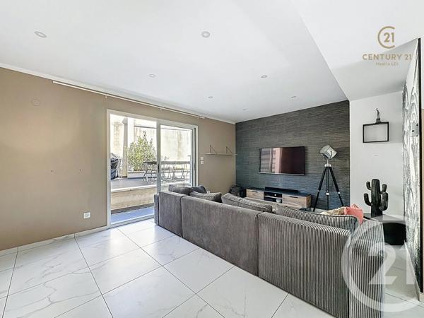 Maison à vendre  6 pièces - 102 m 2   FEYZIN  - 69