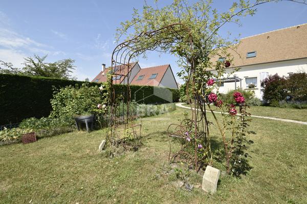 Maison d'Exception à Gambais - 6 Pièces, 147,84 m², Terrain 1099 m²