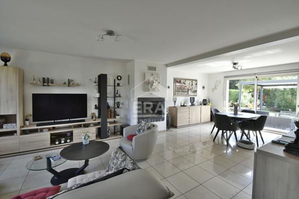 Maison d'Exception à Gambais - 6 Pièces, 147,84 m², Terrain 1099 m²