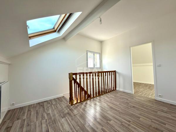 Immeuble Nanteau Sur Lunain 10 pièce(s) 260 m2