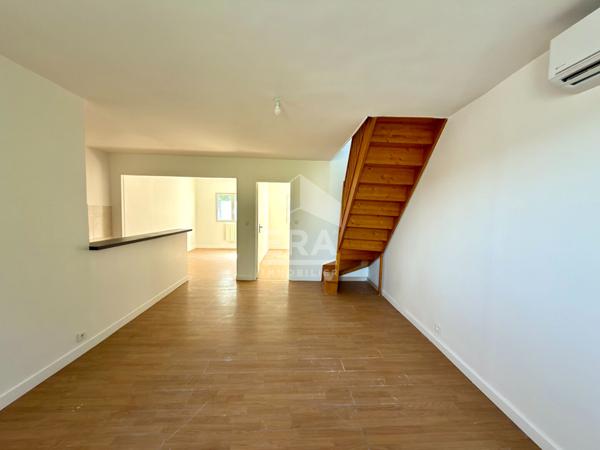Immeuble Nanteau Sur Lunain 10 pièce(s) 260 m2