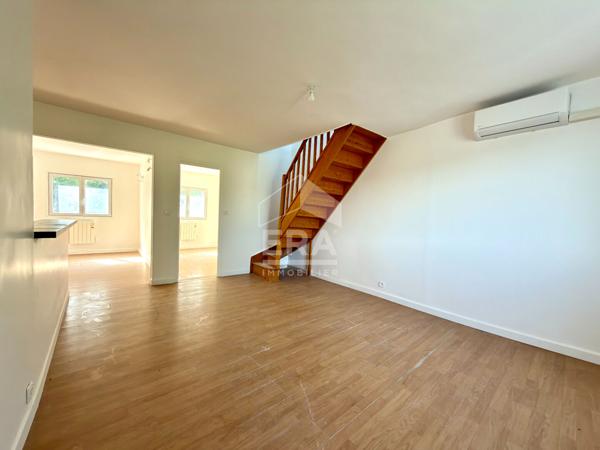 Immeuble Nanteau Sur Lunain 10 pièce(s) 260 m2