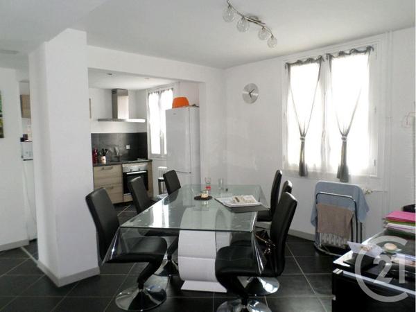 Appartement F3 à vendre  3 pièces - 68 m2 AURILLAC - 15