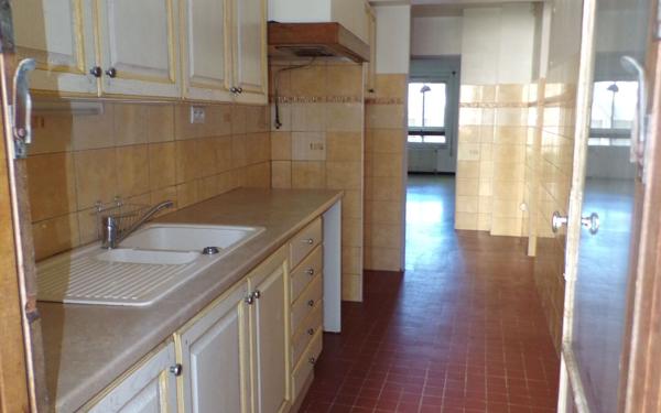 Appartement à vendre    4 pièces • 75,26 m2 Aix-en-Provence