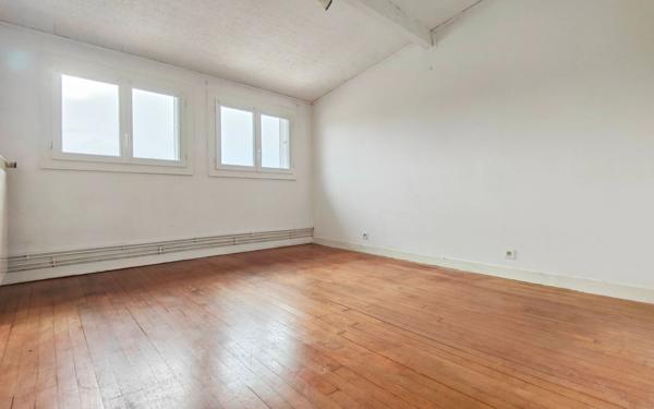 Maison à vendre    4 pièces •  Bichancourt