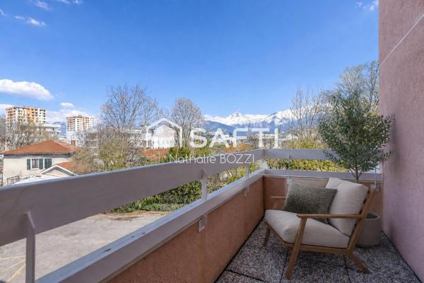 T4 à Echirolles Village de 83m2 avec terrasse et garage