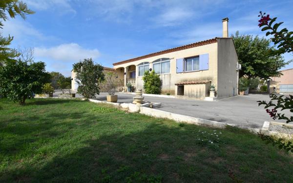 Maison à vendre    4 pièces •  Castries