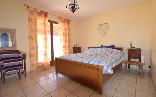 Maison à vendre    4 pièces •  Castries