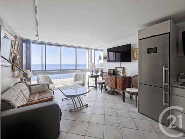 Appartement F1 à vendre  1 pièce - 42 m 2   BANDOL  - 83