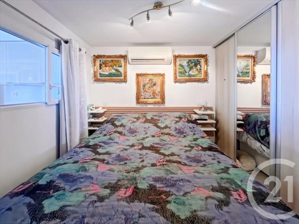 Appartement F1 à vendre  1 pièce - 42 m 2   BANDOL  - 83