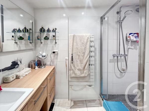 Appartement F1 à vendre  1 pièce - 42 m 2   BANDOL  - 83