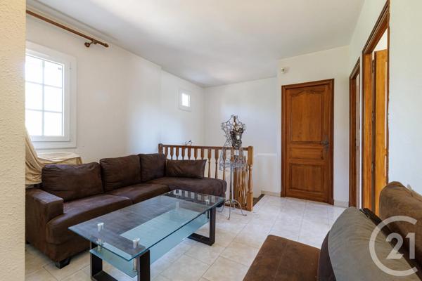 Maison à vendre  5 pièces - 217 m 2   CONTES  - 06
