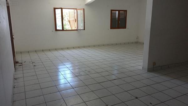 Maison à vendre à Saint-Benoît à la Réunion (97470), ref :