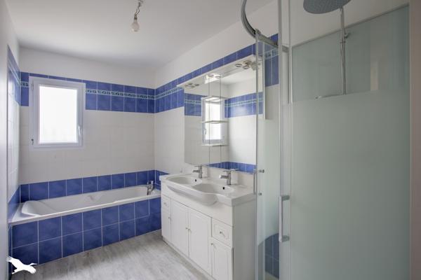 Maison à vendre 359 040 € Fouras 4 p 93 m² DPE D