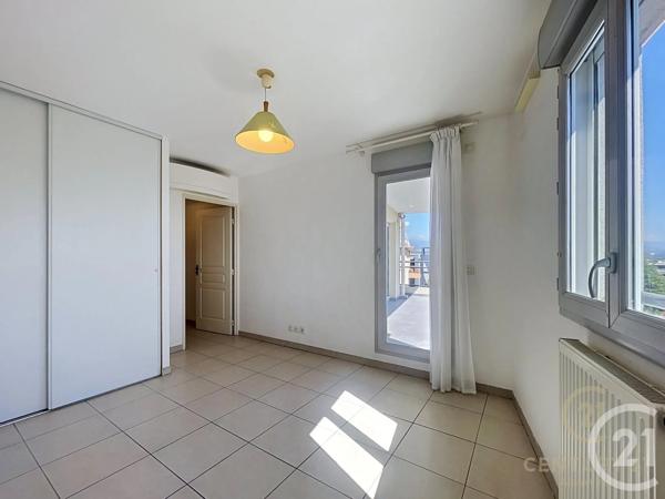 Appartement F3 à vendre  3 pièces - 53,61 m 2   ANTIBES  - 06