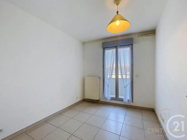 Appartement F3 à vendre  3 pièces - 53,61 m 2   ANTIBES  - 06