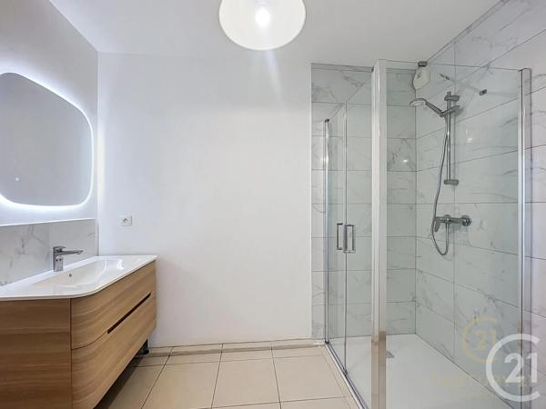 Appartement F3 à vendre  3 pièces - 53,61 m 2   ANTIBES  - 06