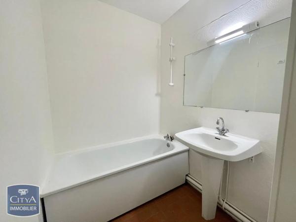 Appartement à louer 1 pièce 32.98m² Lyon 4e Arrondissement (69004)