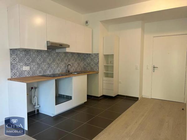 Appartement à louer 2 pièces 37.5m² Le Plessis-Robinson (92350)