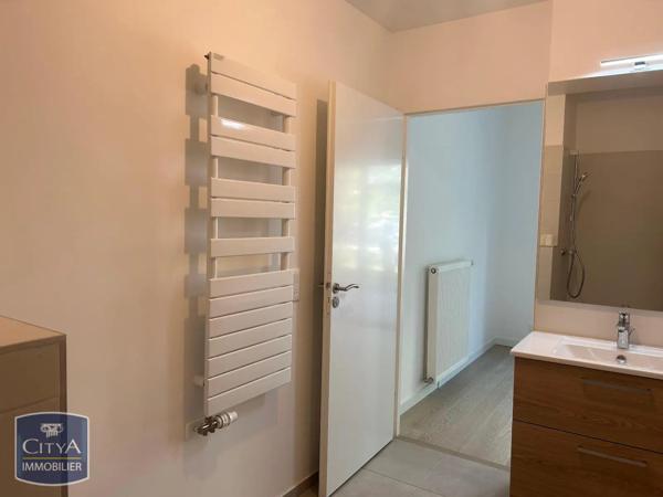 Appartement à louer 2 pièces 37.5m² Le Plessis-Robinson (92350)