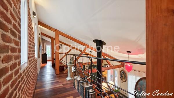 VILLA D'ARCHITECTE D'EXCEPTION – 265 m² – PISCINE – VUE PANORAMIQUE – CHANTERANNE