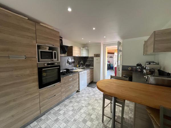 APPARTEMENT T5 EN DUPLEX