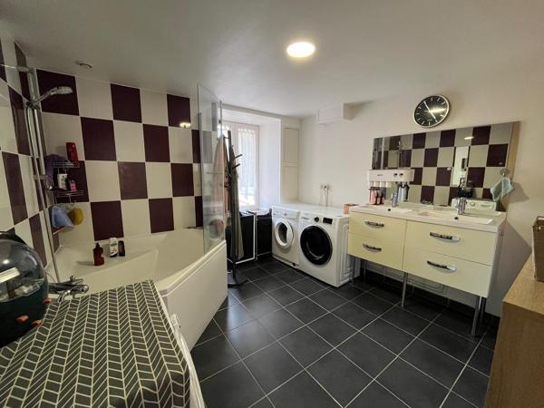 APPARTEMENT T5 EN DUPLEX