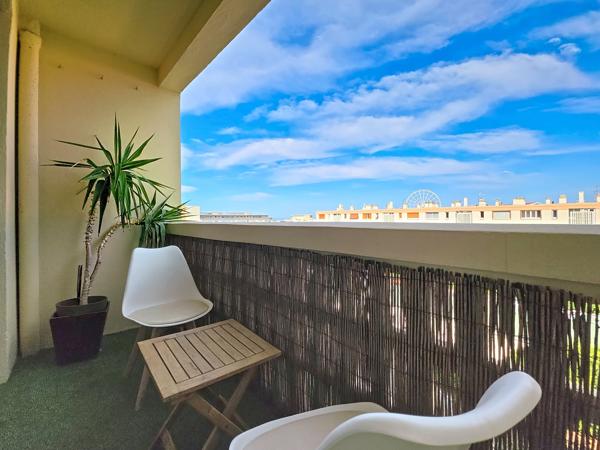 Appartement
         3 pièces
        - 63 m² 274 000 € *