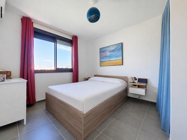 Appartement
         3 pièces
        - 63 m² 274 000 € *