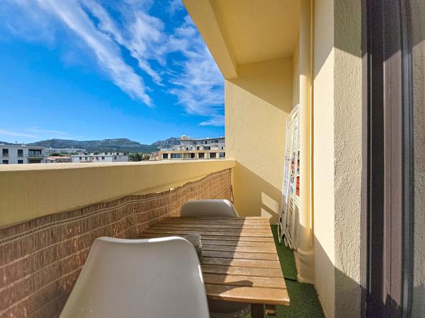 Appartement
         3 pièces
        - 63 m² 274 000 € *