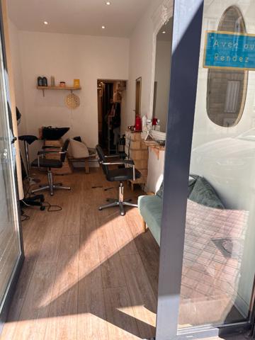 Cession de Bail, rue Fondaudège 17m² tous commerces