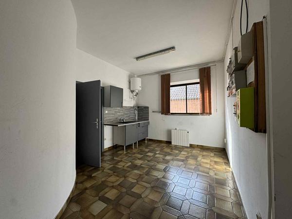 Immeuble - 3 pièces - 104 m²