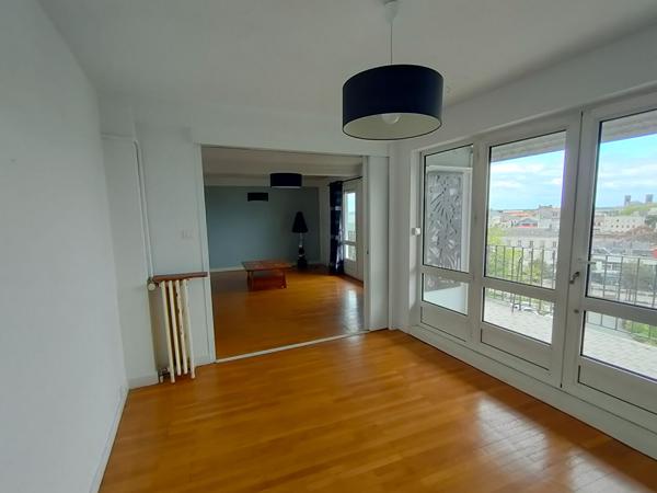 Vente appartement La Roche Sur Yon : 169 000 € - AJP Immobilier La Roche-sur-Yon