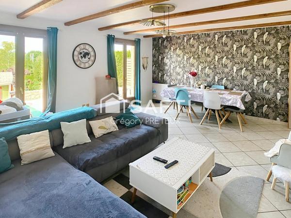 MAISON S/S SOL 3 CHAMBRES TERRAIN 780M² PROCHE CENTRE VILLE