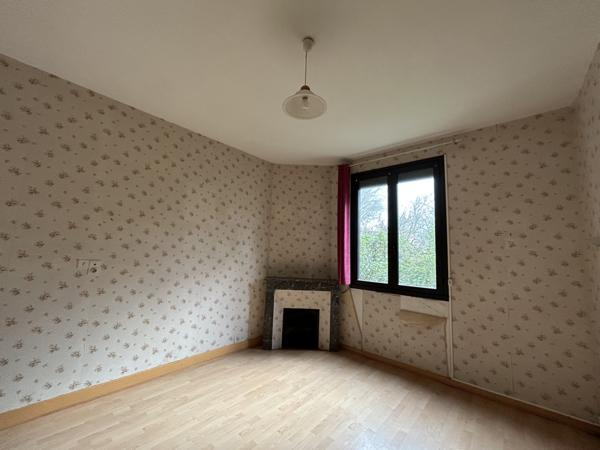 Bram, quartier résidentiel, maison de charme ancienne avec jardin et garage Bram (11150)