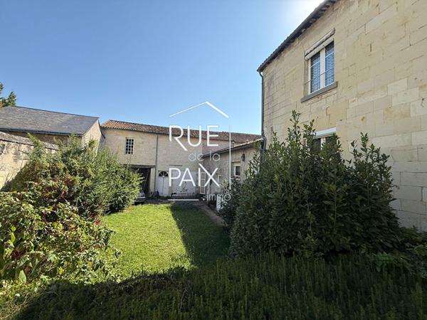 86200 LOUDUN Maison Loudun 8 pièce(s) 225 m2