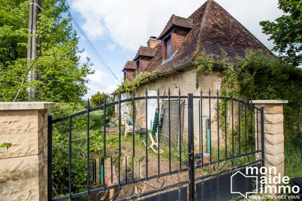 Ensemble de deux maisons sur vaste terrain