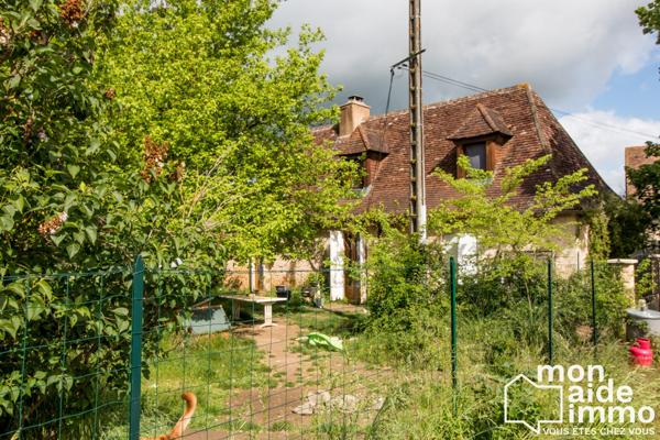 Ensemble de deux maisons sur vaste terrain