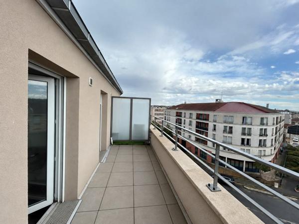Appartement à vendre 280 000 € Neuilly-sur-Marne 4 p 76 m² DPE C